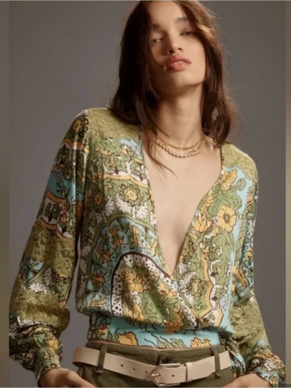 Anthropologie TINY Green Flower Wrap Blouse

Excellent Condition